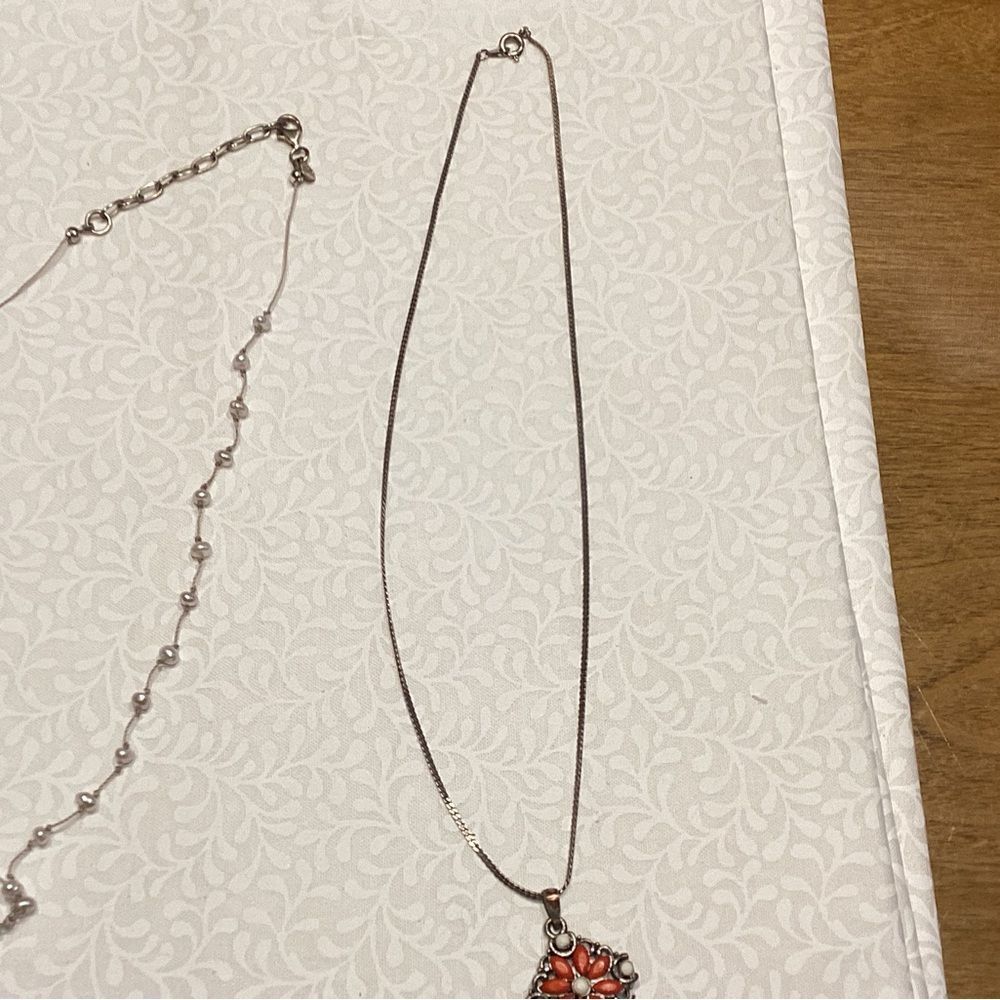 Set of Two Silvertone Necklaces - Picture 8 of 8